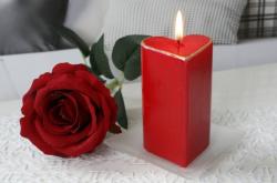 Svieca aromatick - erven srdce