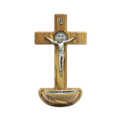 Svätenička z olivového dreva, s medailou sv. Benedikta