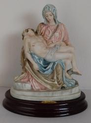 Socha Pieta
